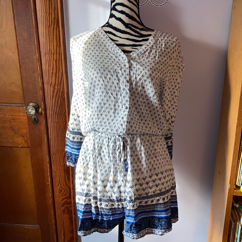 Solitaire Swim blue and white romper size Large